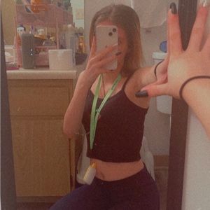 Meet your Posher, Mia